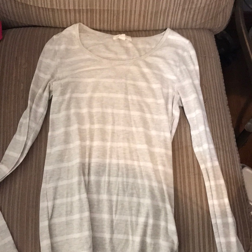 Long sleeved top